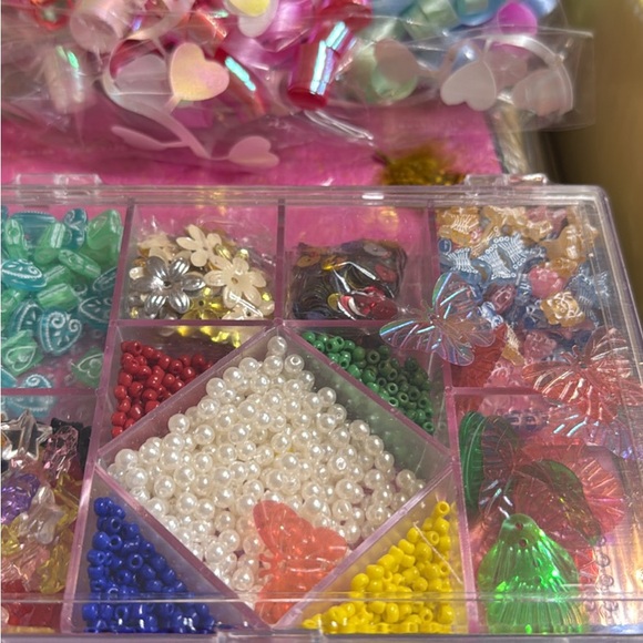 Card Crafting Kit with Bonus Book New - Picture 9 of 10